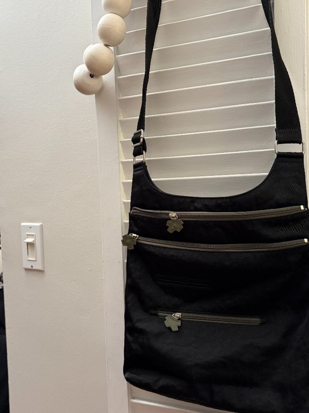 High Astor Way Black Nylon Shoulder crossbody